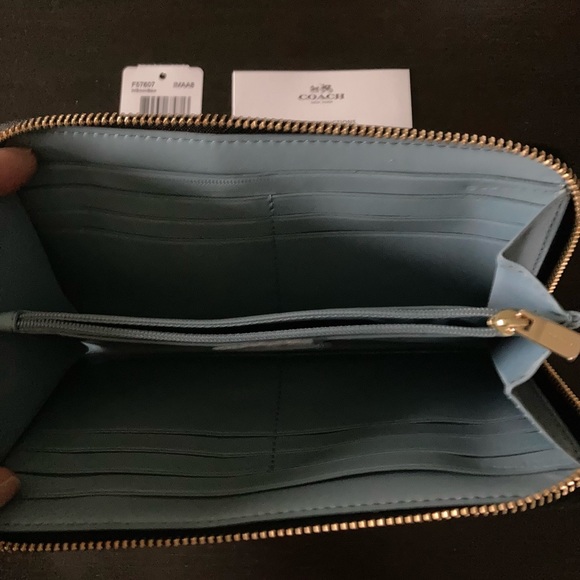 Coach Bonnie Cashin accordion zip wallet - Picture 3 of 3